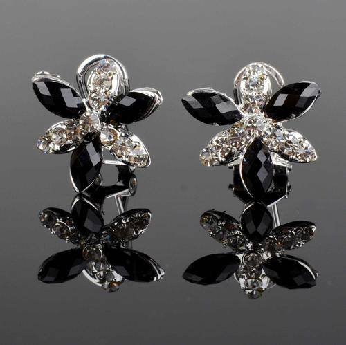 Dazzling Crystal Oval Enamel Hollow Flower Eardrop Black Stud Pierced Earrings